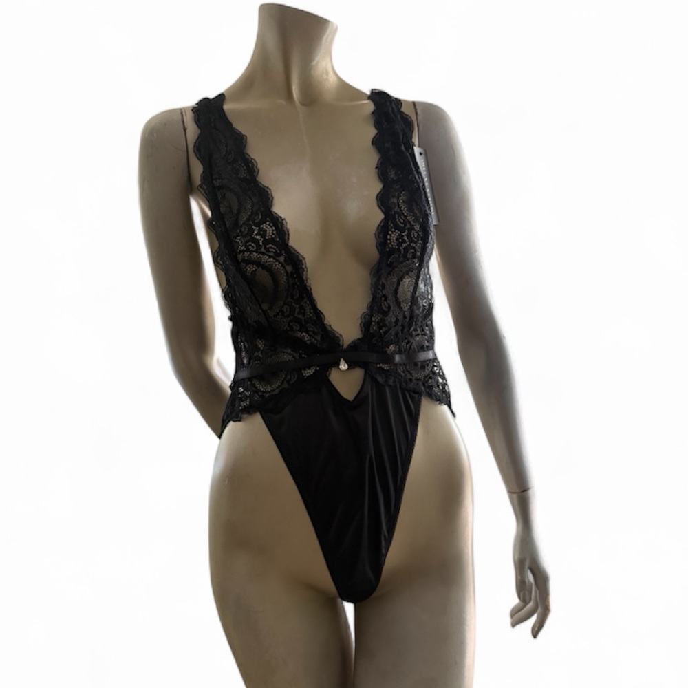 Oh La La Cheri Lace Teddy-NWT- L!